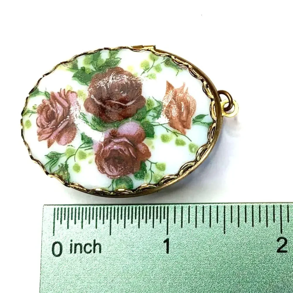 Unbranded vintage hand